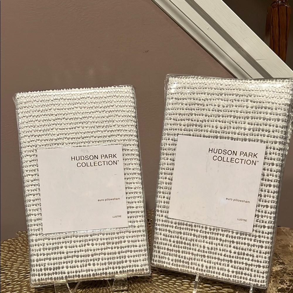 Hudson Park Collection Euro Lustre Pillowshams, Set/2